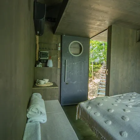 Hrad Kunzov Glamping & & Restaurant * Przerów