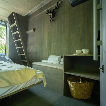 Hrad Kunzov Glamping & & Restaurant