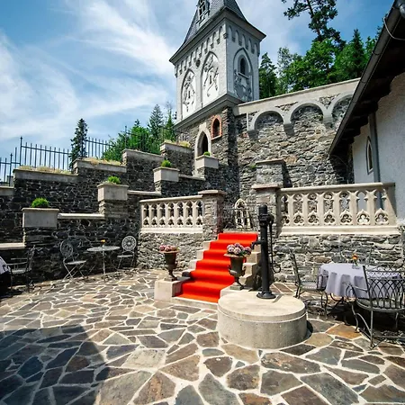 Hrad Kunzov Glamping & & Restaurant Prerov