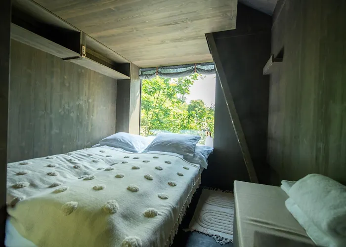 Hrad Kunzov Glamping & & Restaurant