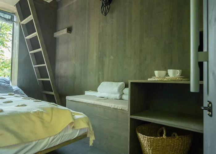 Hrad Kunzov Glamping & & Restaurant